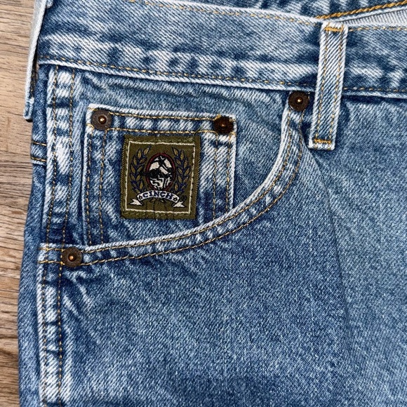 Cinch • Green Label Original Relaxed Fit Jeans - Picture 4 of 9